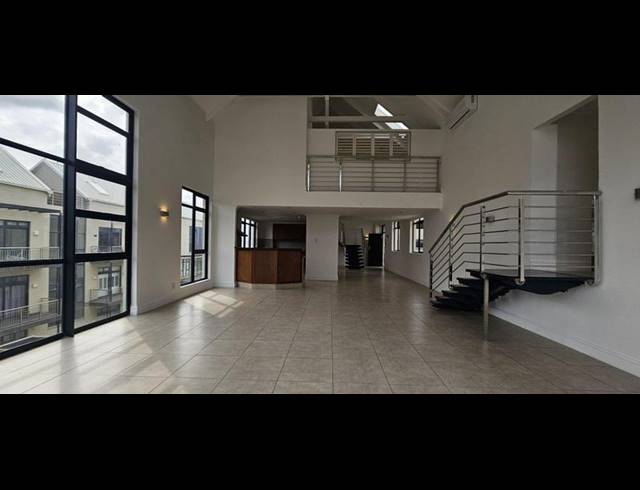 4 BEDROOM APARTMENT FOR SALE IN POINT WATERFRONT